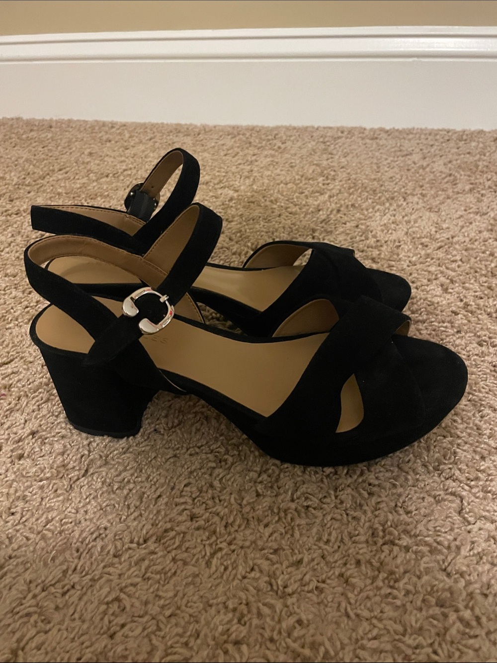 AEROSOLES Black Sandals Size 7.5 - Picture 4 of 5